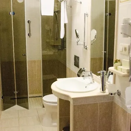 Dorottya Hotel 4*
